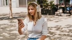 Audioknihy a e-knihy do batohu. Proč si na cesty stáhnout aplikaci MŮJ LUXOR? Audioknihy a e-knihy do batohu. Proč si na cesty stáhnout aplikaci MŮJ LUXOR?