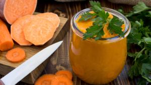 Recepty z mrkve: Zkuste pomazánku, polévku nebo koláč. Skvělá je nasladko i slaná