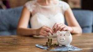 Kolik stojí svatba v Česku? 20 tisíc i půl milionu. Tipnete si, za co utratí novomanželé nejvíc? Kolik stojí svatba v Česku? 20 tisíc i půl milionu. Tipnete si, za co utratí novomanželé nejvíc?