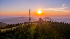 Kam na výlet v Moravskoslezském kraji? Sfárejte do dolu, pohlaďte si lišku Bystroušku nebo si vyšlápněte na hřebenovku a obdivujte Tatry