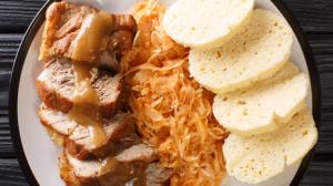 Nejlepší česká jídla podle cizinců: Vítěz nepřekvapí. Bodovaly i silná polévka a nenápadný dezert