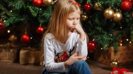 Jak dětem nepokazit Vánoce, když jste rozvedení: nesnaž se soupeřit, nepomlouvej a vyhni se logistickému chaosu