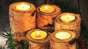 Zářící adventní inspirace: Vyrobte si jednoduché svícny za pár korun