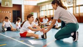 Proč je důležitý školní tělocvik? Posiluje kondici i sebedůvěru