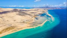 Luxusní hotel za pár korun a ostrov skoro jen pro nás. Takhle vypadá Fuerteventura v lednu