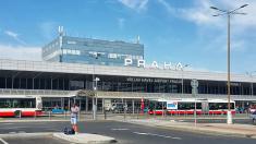 Létání bude ještě pohodlnější. Pražské letiště ruší otravné pravidlo Létání bude ještě pohodlnější. Pražské letiště ruší otravné pravidlo