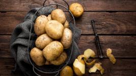 Proč jíst brambory: chutnají, nabuší ti imunitu a hodí se i do diety
