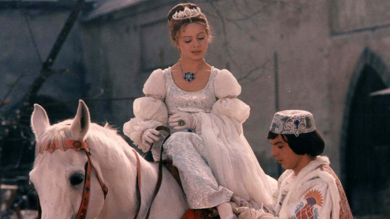 Tři oříšky pro Popelku