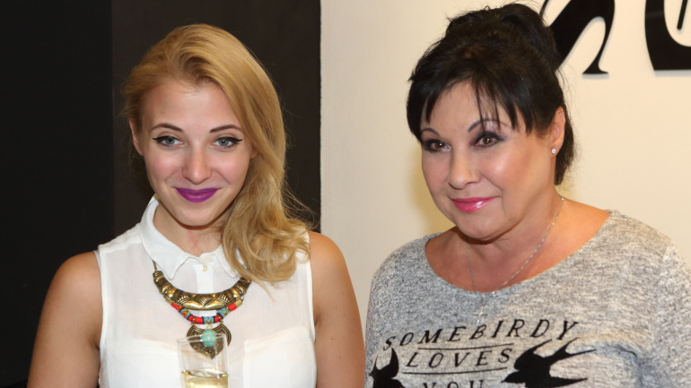 Dagmar Patrasová, Anna Julie Slováčková