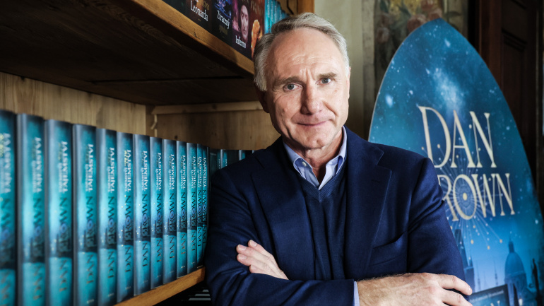 Dan Brown