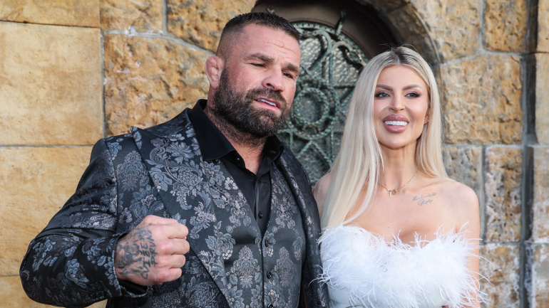 Lela Vémola, Karlos Vémola