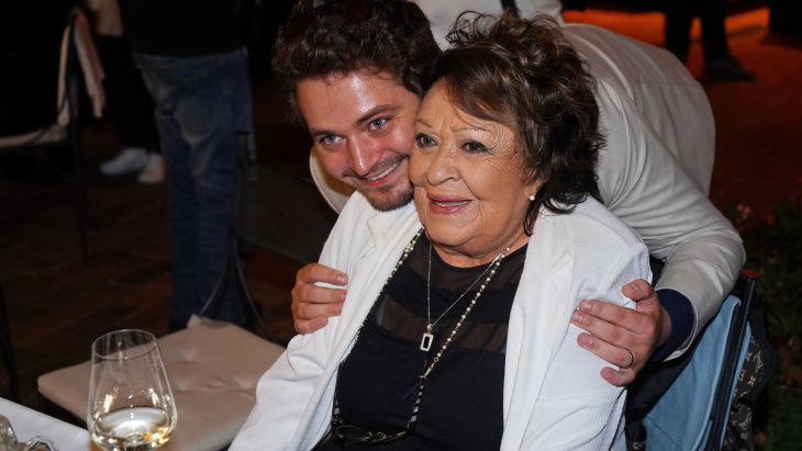 Jiřina Bohdalová, Vojtěch Staš