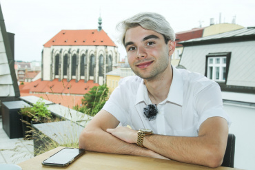 Adam Kajumi, Petra Clinic, Petra Řehořková, Petra Show