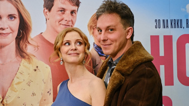 Holka od vedle, Martina Babišová, Kryštof Bartoš