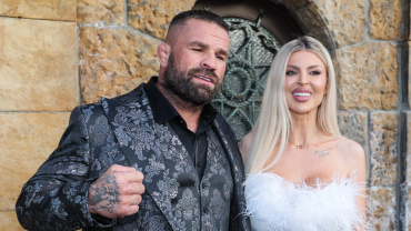 Lela Vémola, Karlos Vémola