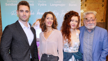 Deník shopaholičky, Eva Toulová