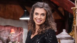 seriál ZOO, Denisa Pfauserová