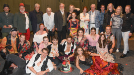 Divadlo Bez zábradlí, Cikáni jdou do nebe