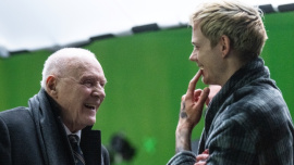 Anthony Hopkins, Bill Skarsgard, V pasti 