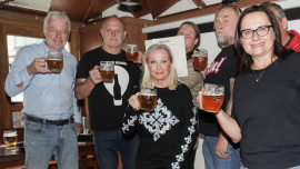 Bára Basiková, kapela Pačess