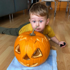 Vojtěch Bernadský, dítě, syn, Halloween
