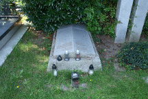 Hrob, Jozef Kroner
