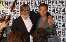 Jiří Bartoška, Jude Law