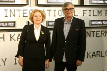 Jiří Bartoška, Magda Vášáryová