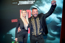 Karlos Vémola, Lela Vémola 