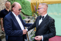 Janis Sidovský, Pavel Vítek, svatba