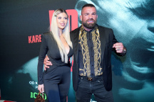 Karlos Vémola, Lela Vémola
