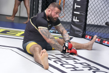 Karlos Vémola, Karlos vs. Karlos