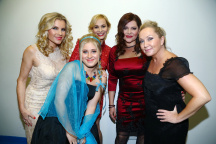 Monika Absolonová, Bára Basiková, Ilona Csáková