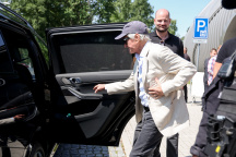Michael Douglas