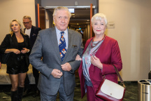 Carmen Mayerová, Petr Kostka