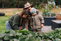 Farma Vojty Kotka, Vojtěch Kotek