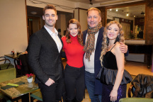 Deník shopaholičky, Eva Toulová