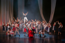 Divadlo Hybernia, Šarišan