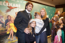 Emma Smetana, Jordan Haj 