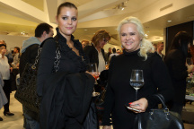 Ornella Koktová, Monika Binias