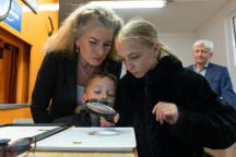 Česká mincovna, Jiří Menzel, Olga Menzelová