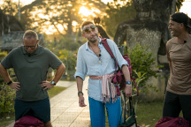 Asia Express, Jan Tuna