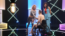 Naked Attraction, Monika Timková