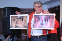 Divadlo Lucie Bílé, Obyčejná holka