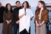 Divadlo Lucie Bílé, Obyčejná holka