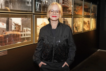 Tančící dům, Jitka Asterová 