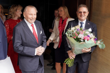 Oslava Jiřiny Bohdalové přilákala řadu celebrit. 