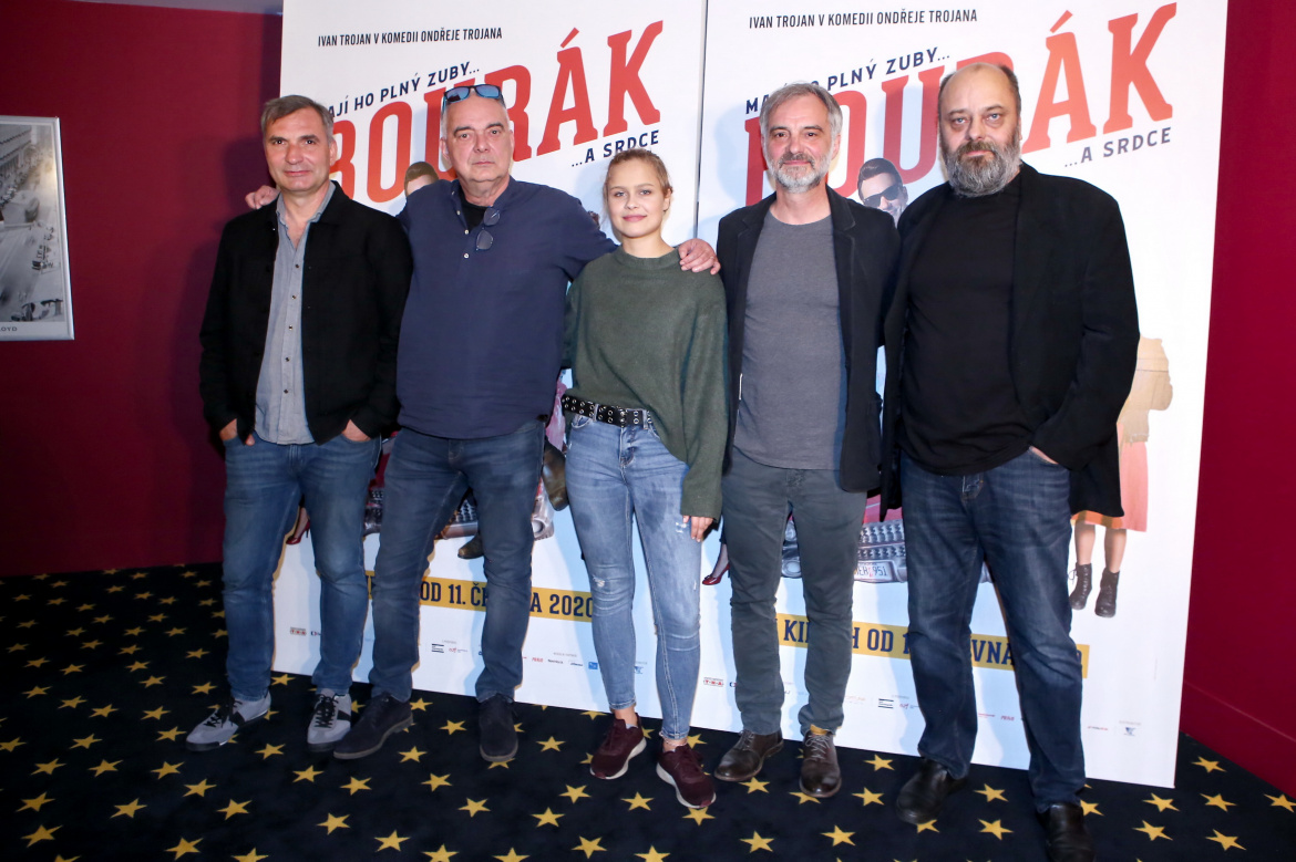 Letní komedie Bourák láká do kina: páni Trojanové, Jiří Macháček, Kristýna Boková a další vynikající herci