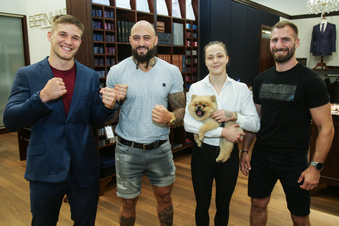 Bojovníci MMA vyměnili fajterský ring za módní salón. Jací jsou modemani?