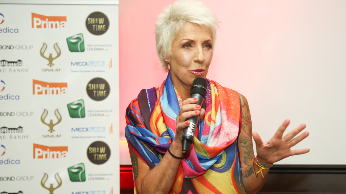 Zpěvačka Marcela Březinová přiznala: Nemám doma to, co je jinde zcela běžné!